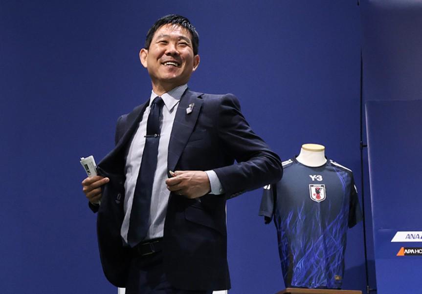 森保一：时隔两天比赛是为了模拟世界杯，第二场会大幅轮换