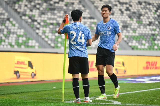 星空体育官网-【中超】单欢欢2球却无用 大连人4比1仍需踢附加赛