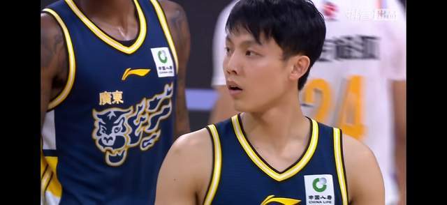 星空体育官网-广东102-53四川！球员评分：4人满分，3人良好，2人不合格